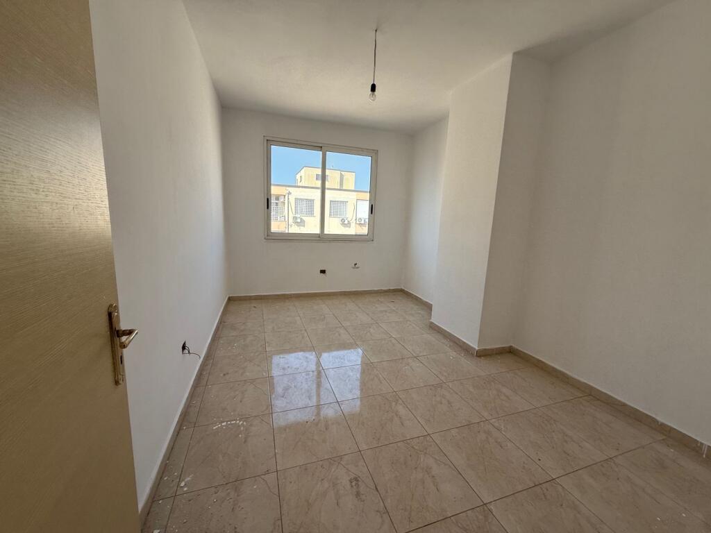 SHITET APARTAMENT 2+1+VERANDE ASTIR