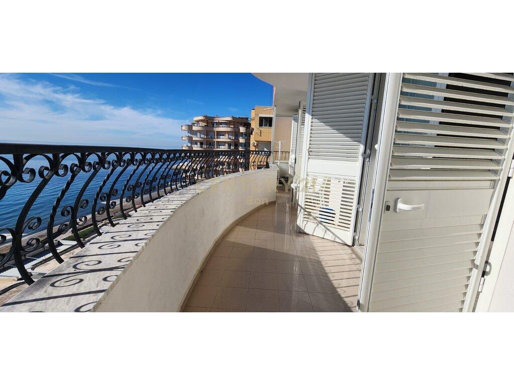 FOR RENT APARTMENT WITH SEA VIEW 3+1+2 WITH GARAGE!