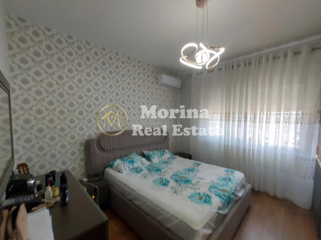 Shitet, Apartament 2+1.