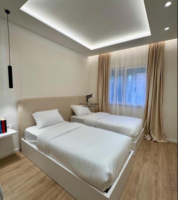 APARTAMENT ME QERA 2+1 ALI DEMI