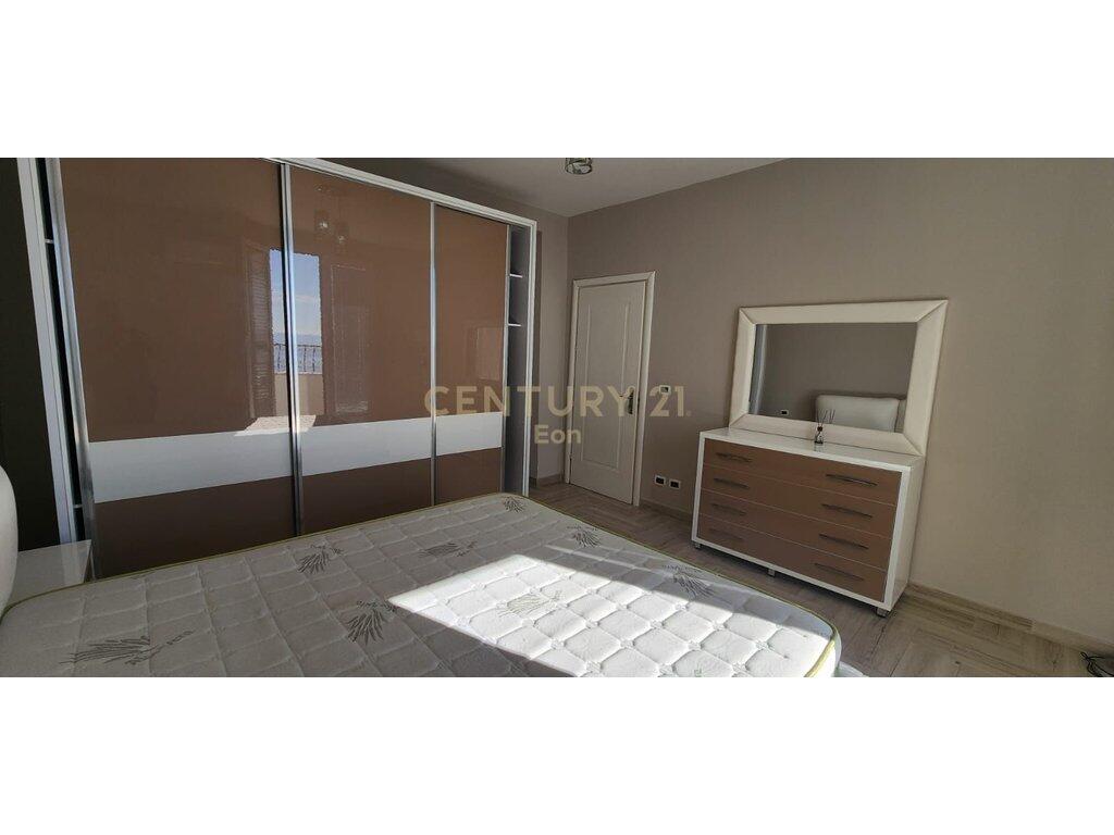 FOR RENT APARTMENT WITH SEA VIEW 3+1+2 WITH GARAGE!