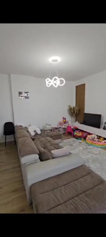 Apartament 2+1 për shitje në Don Bosko