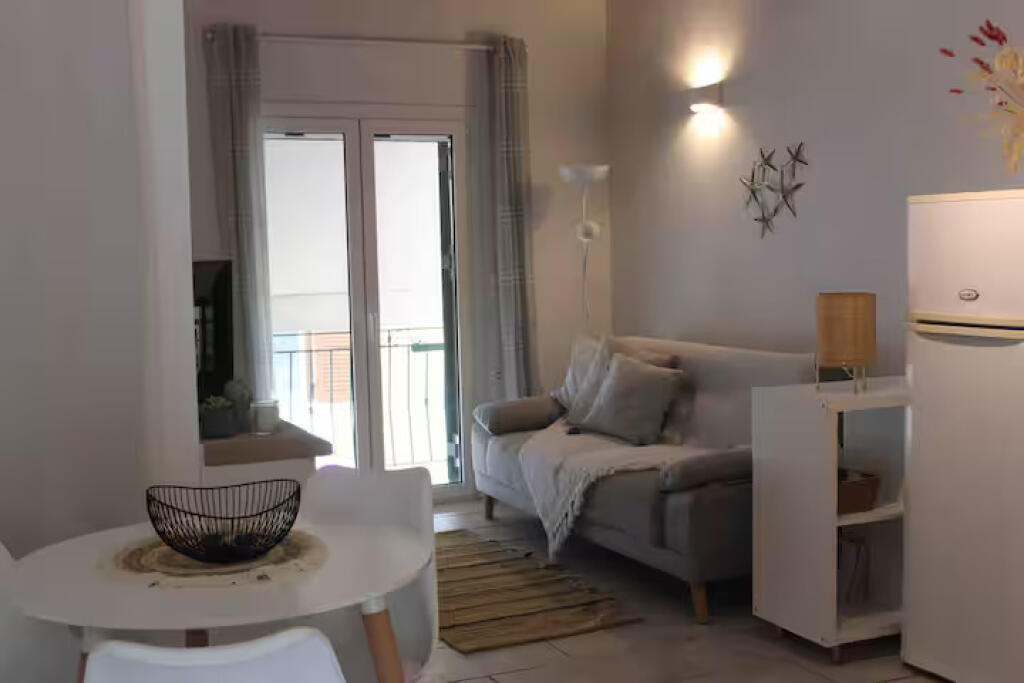 Apartament per Shitje 1+1 ne Astir (ID B120693) Tirane.