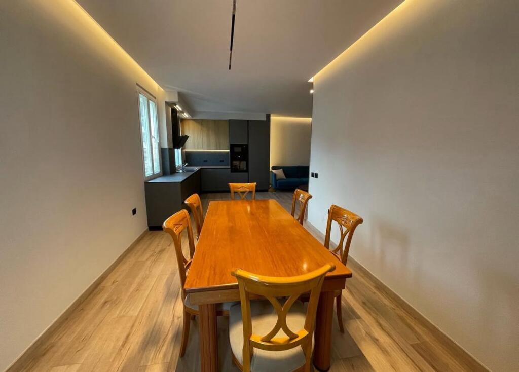 For Rent Apartment 2+1 + 2 Parking Spaces at the Underpass of the Paris Commune!