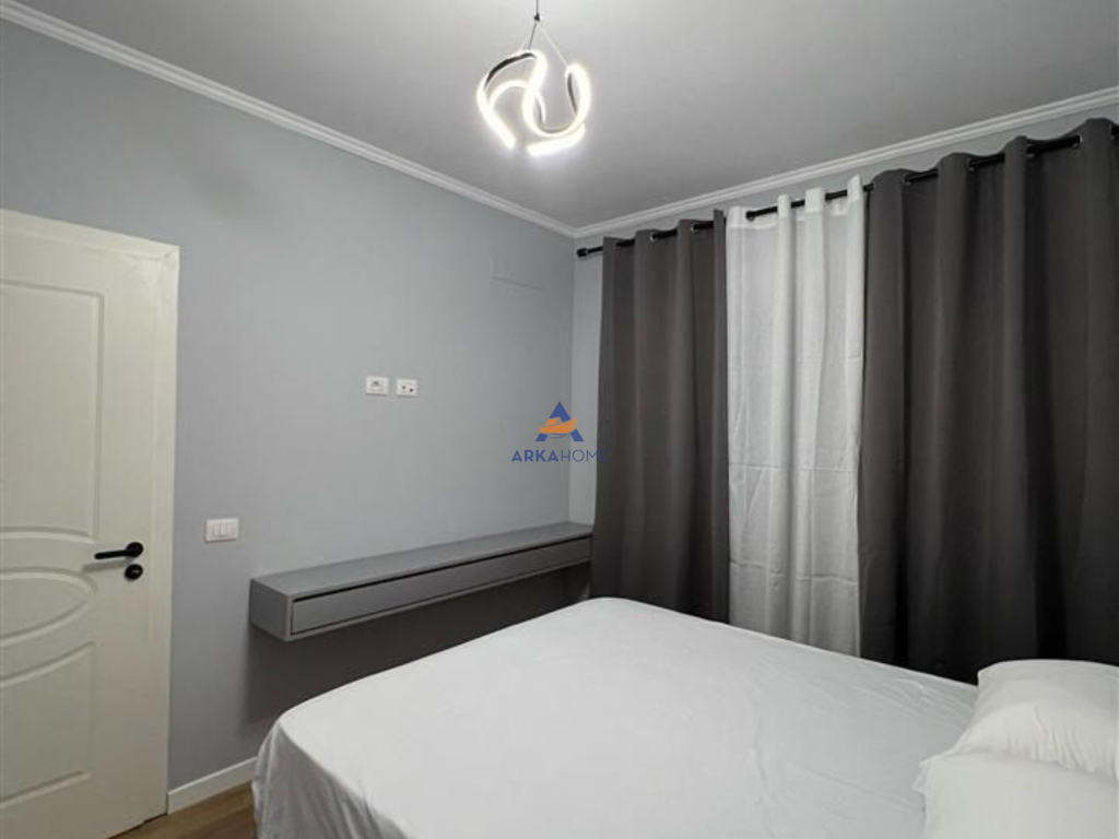 JEPET ME QERA APARTAMENT 1+1 TE "UNIVERS CITY"