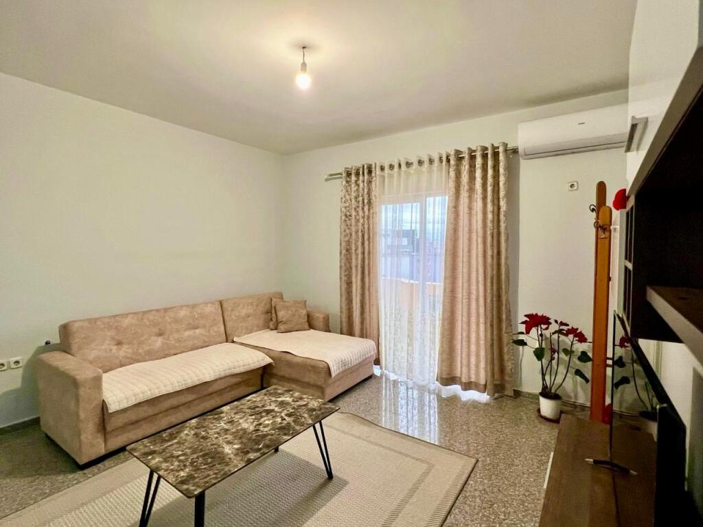 FOR RENT 2+1+2 APARTMENT IN KINOSTUDIO