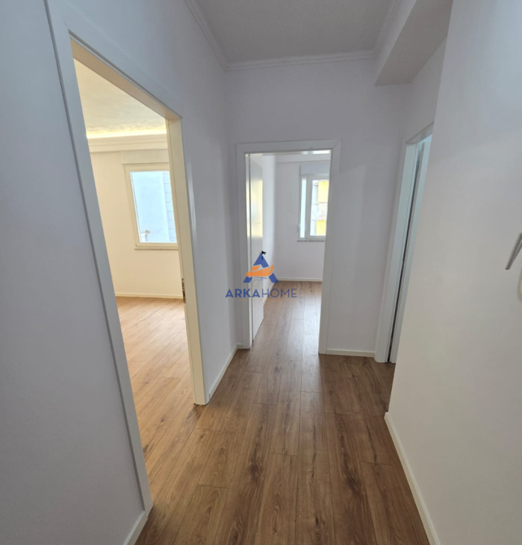SHITET APARTAMENT 2+1 TE RRUGA KAVAJES "QENDRA CONCORD".