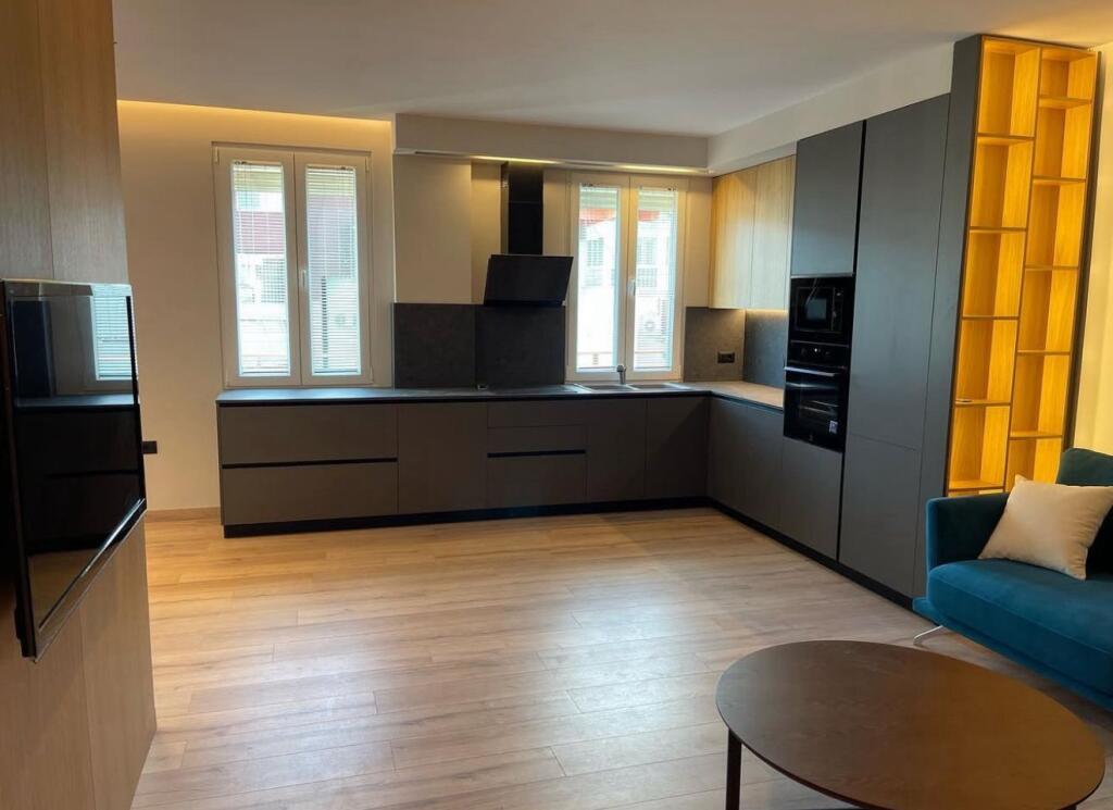 For Rent Apartment 2+1 + 2 Parking Spaces at the Underpass of the Paris Commune!