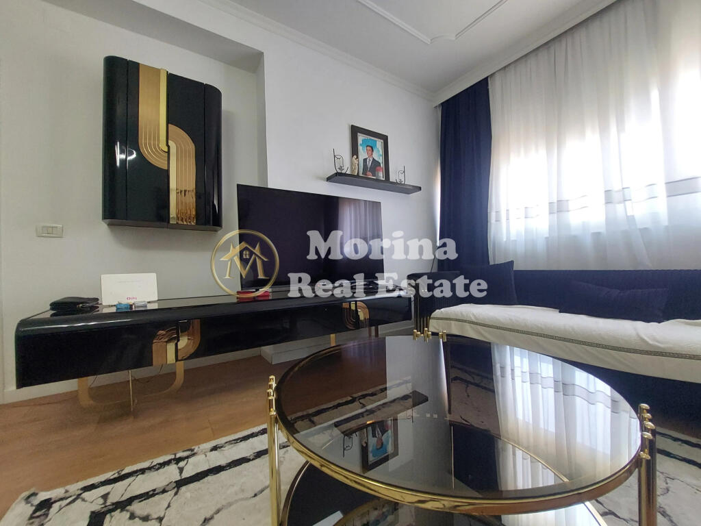 Shitet, Apartament 2+1.