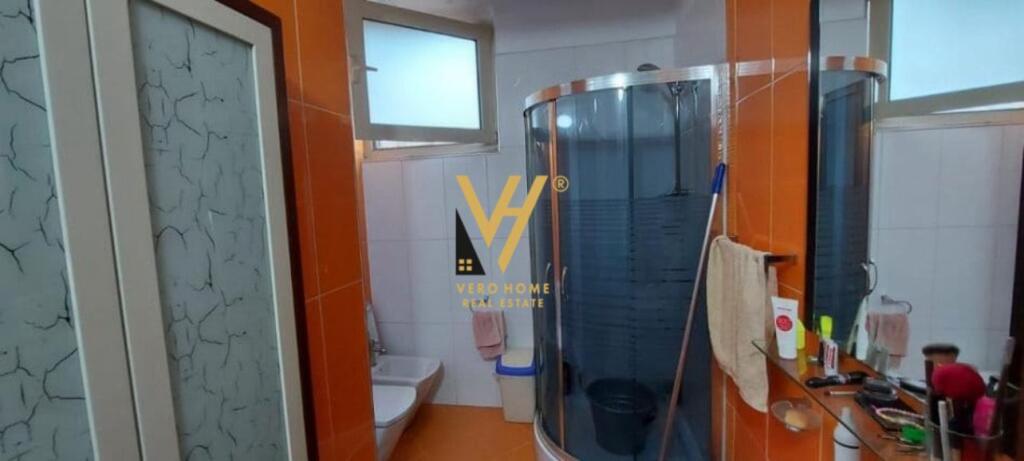 JEPET APARTAMENT 2+1+BLK ME QERA TE KOMUNA E PARISIT