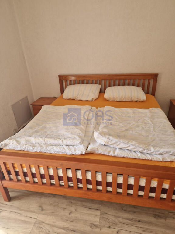 Apartament 2+1 për qira në 5 Maj.