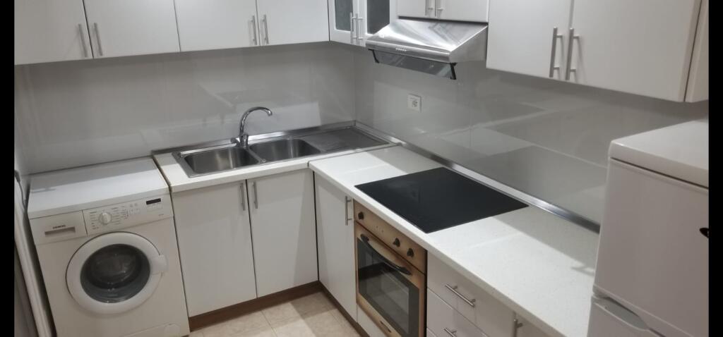 1+1 Apartment Fusha Aviacionit