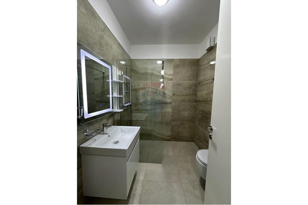 APARTAMENT 1+1 NE DELIJORGJ ME QIRA