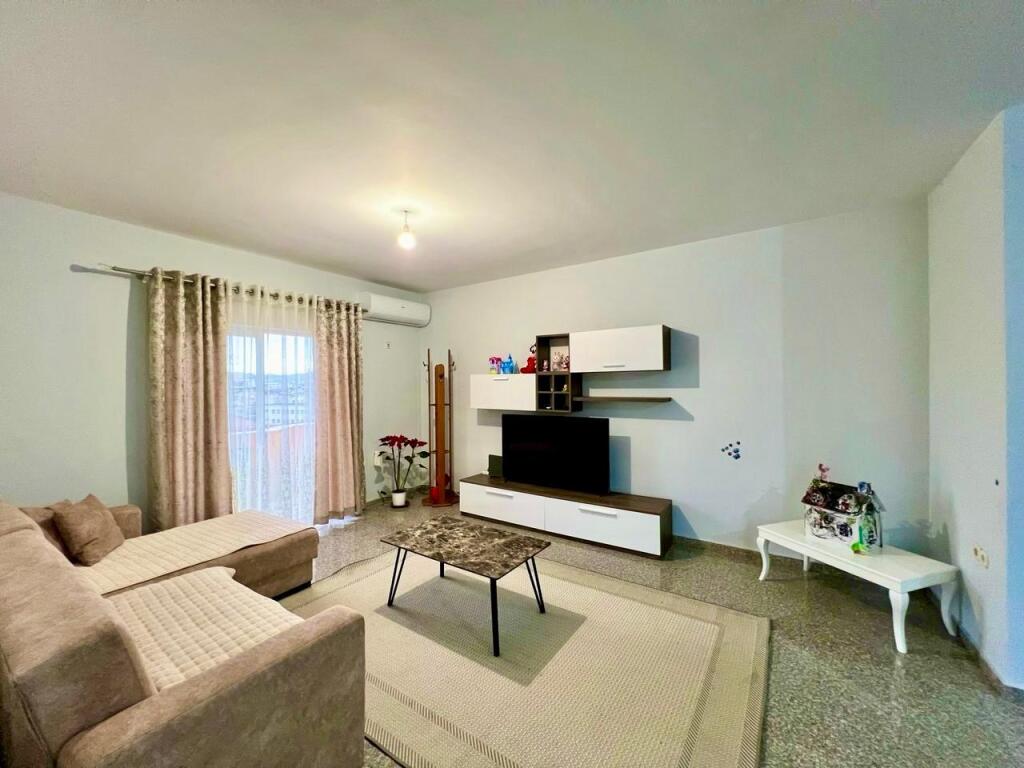 FOR RENT 2+1+2 APARTMENT IN KINOSTUDIO