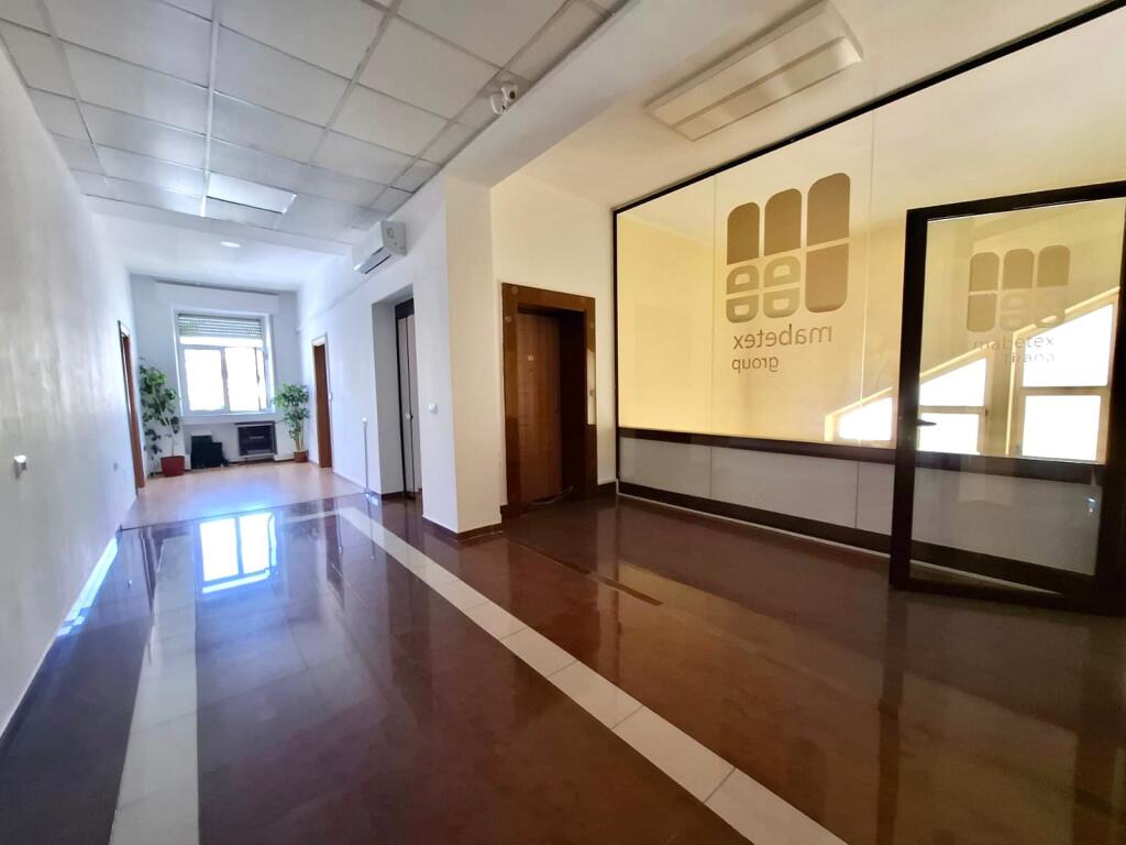 For Rent: Office (280m2) 📍Blloku / Twin Towers | 5 Work Rooms + Kitchen & 3wc