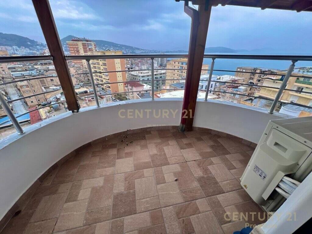 For sale apartment 2+1+2 in Saranda with a fantastic sea view!
