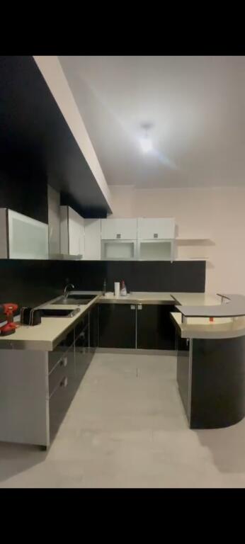 Apartment 1+1 for rent at Komuna e Parisit near Kristali.