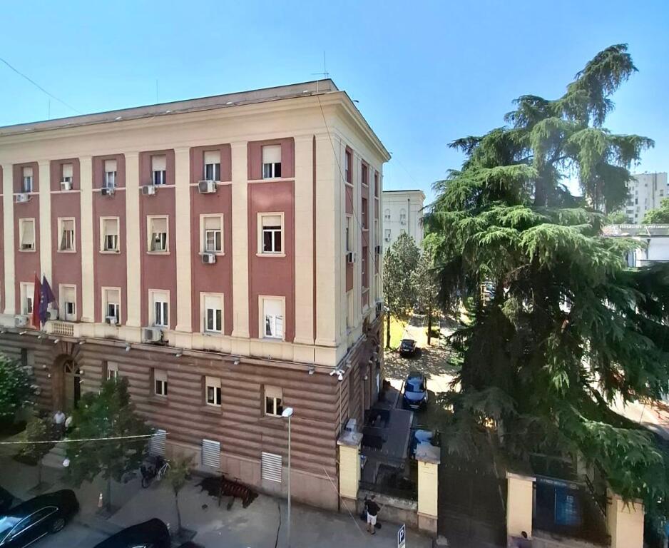For Rent: Office (280m2) 📍Blloku / Twin Towers | 5 Work Rooms + Kitchen & 3wc