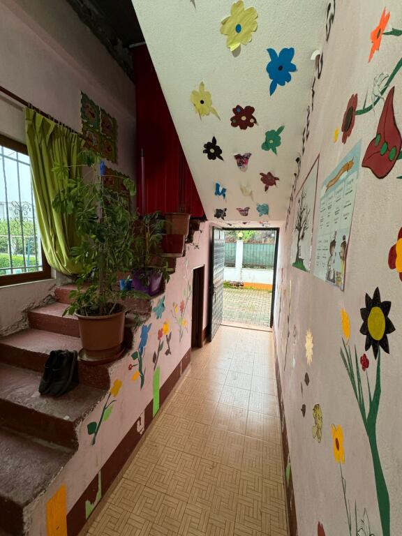 building for rent, Institute