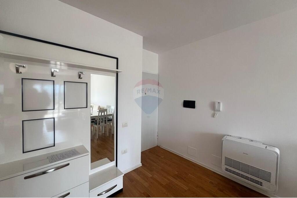 Apartament 2+1+2 për qira Kopshtit Botanik