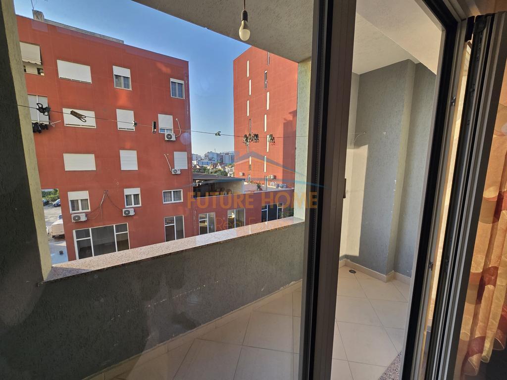 Shitet, Apartament 1+1, Misto Mame, Tiranë.