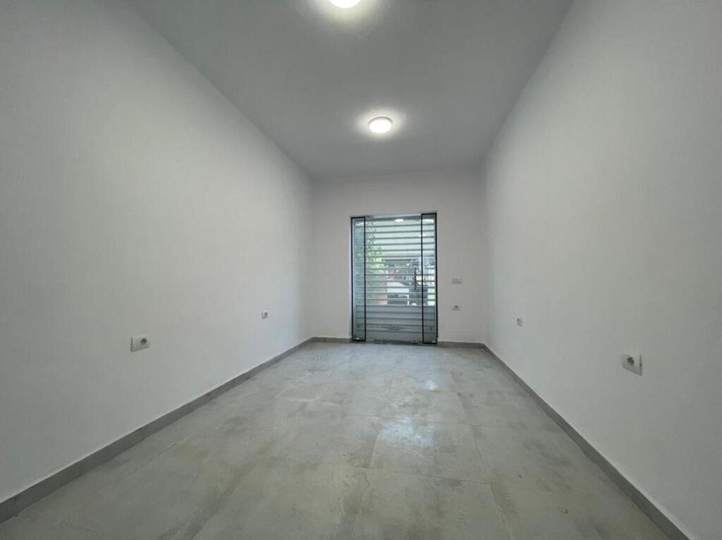 In vendita Negozio 69 m2 STADIUMI DINAMO