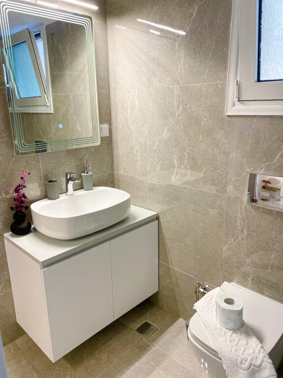Apartament per Shitje 1+1 ne Astir (ID B120693) Tirane.