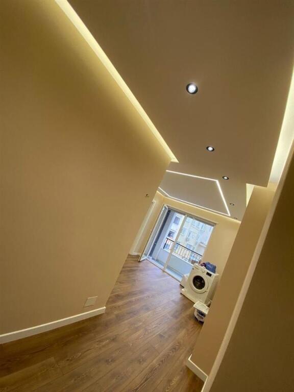 OFFICE FOR RENT 75 M2 DURRES STREET