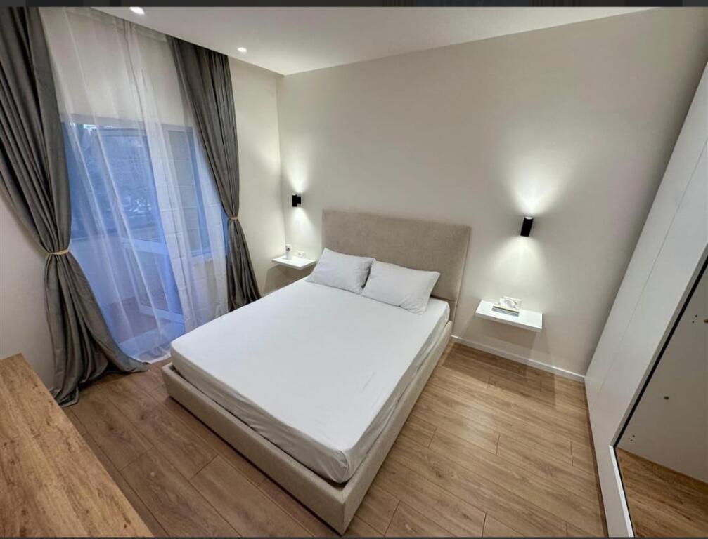 In Affitto - Appartamento 2+1 | Viale Zhan D'Ark
