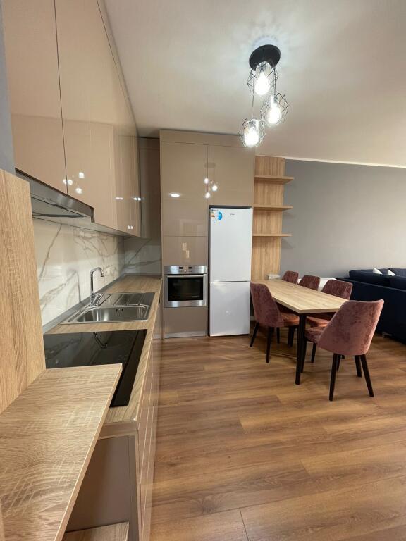 Apartament me qera