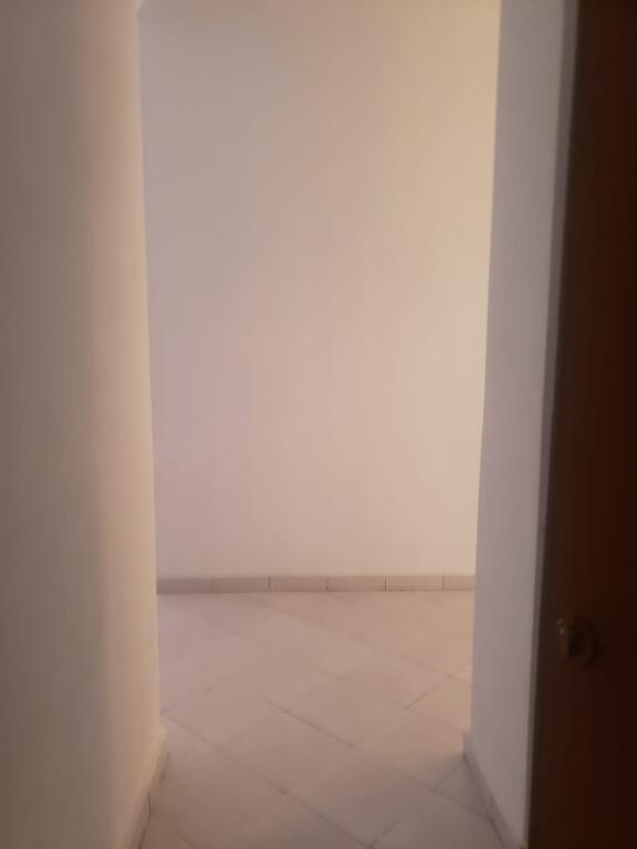 Apartament 2+1 me qera prane Alfa Bank