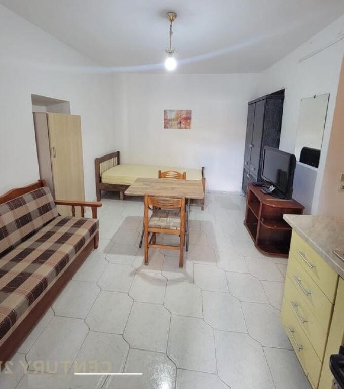 Studio for rent in Xhamllik,