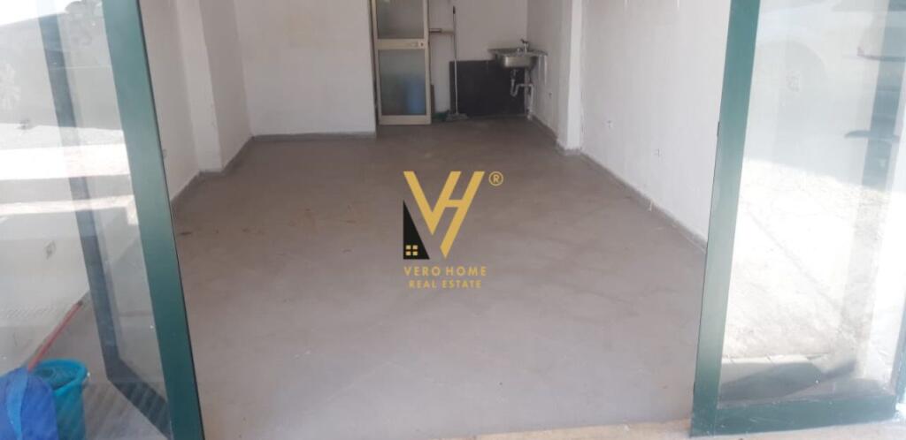 SHOP OF 27 M2 FOR RENT IN SHALLVARET