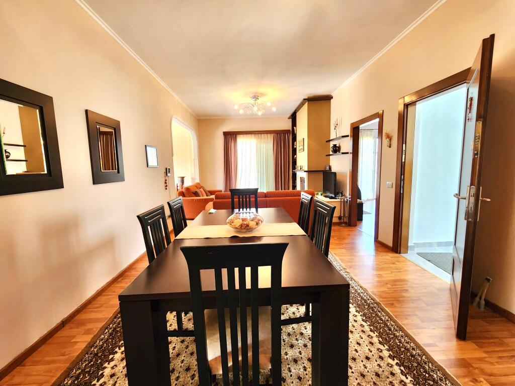For Rent – Shkozë, Disha Street (near the New Bridge) 2+1 +2wc +3balcony And 1 Super Kitchen + With 1 Parking