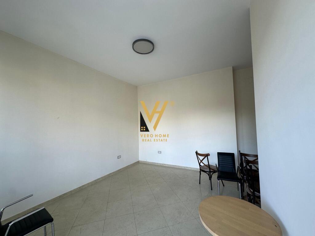 DYQAN 220 M2 ME QERA TË PAZARI TË RI