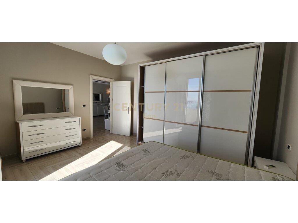 FOR RENT APARTMENT WITH SEA VIEW 3+1+2 WITH GARAGE!