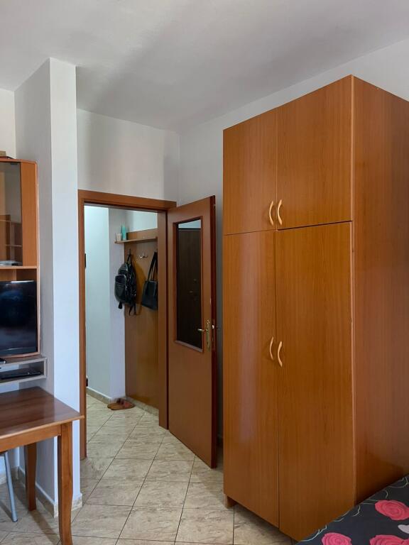 GARSIONERE. ISH TREGU ELEKTRIK. PALLATI GRAND.