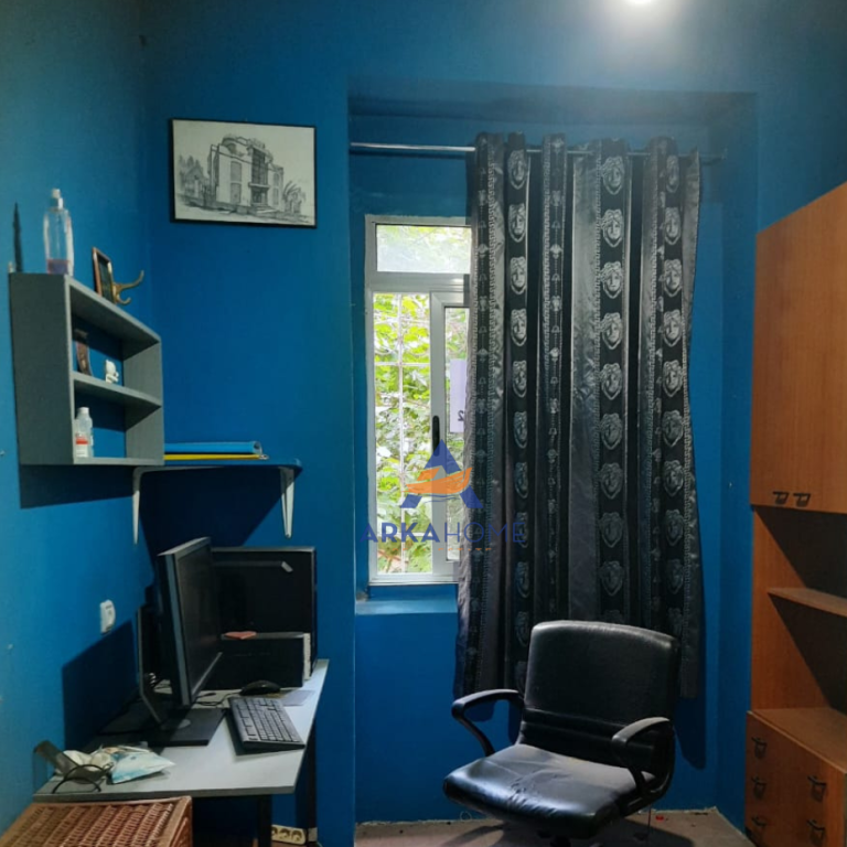 OFFICE FOR RENT 70M2 "TE SHALLVARET".