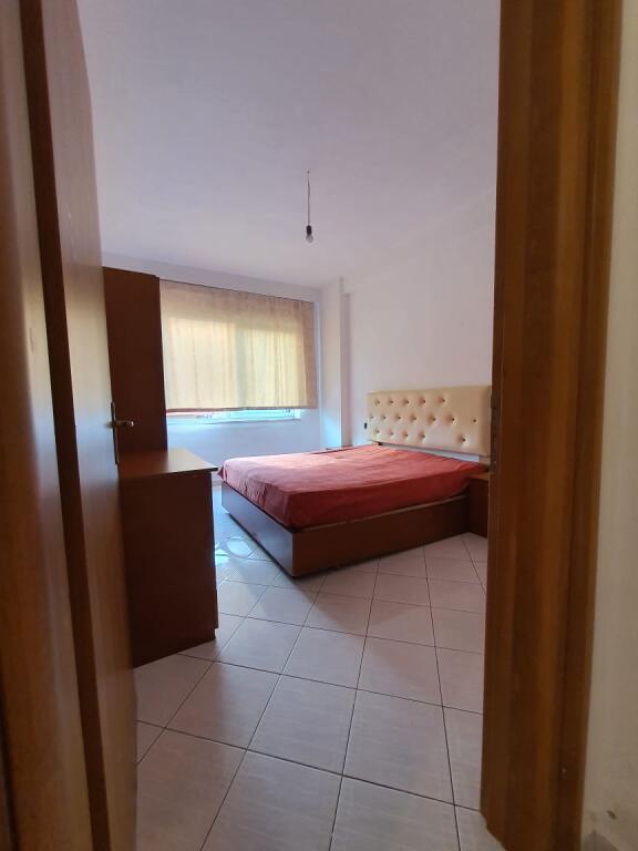 Apartament 2+1 me qera prane Alfa Bank