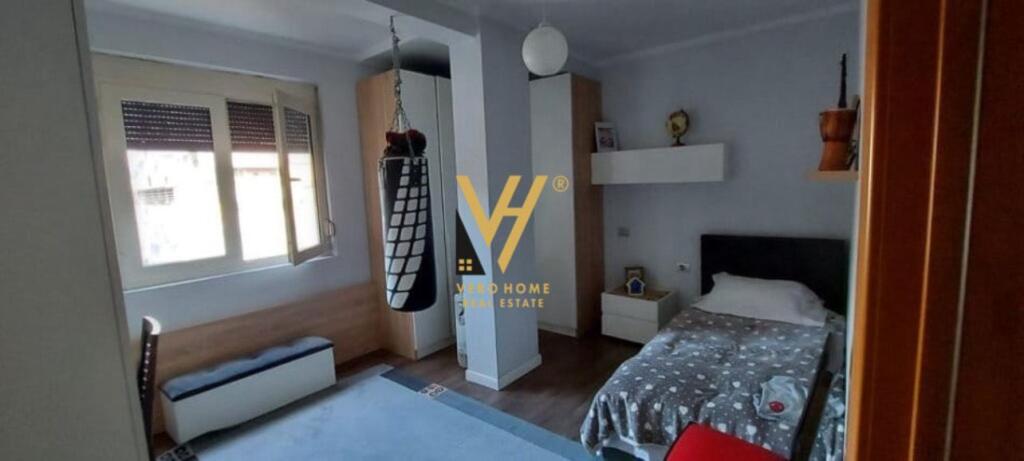 JEPET APARTAMENT 2+1+BLK ME QERA TE KOMUNA E PARISIT