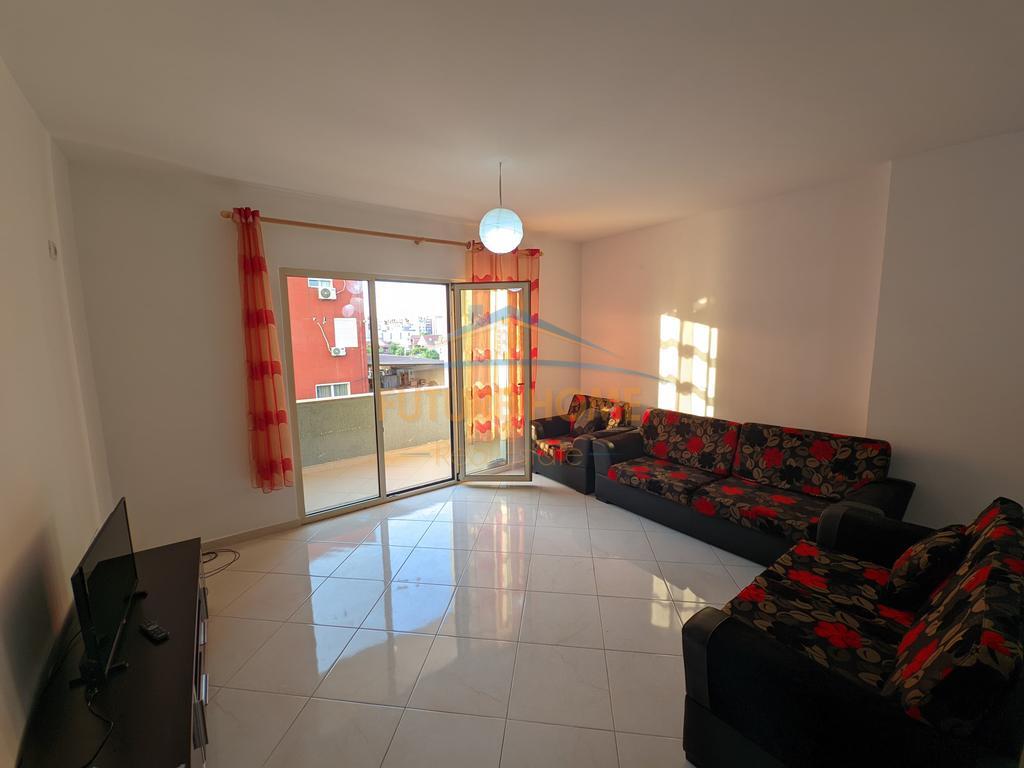 Shitet, Apartament 1+1, Misto Mame, Tiranë.