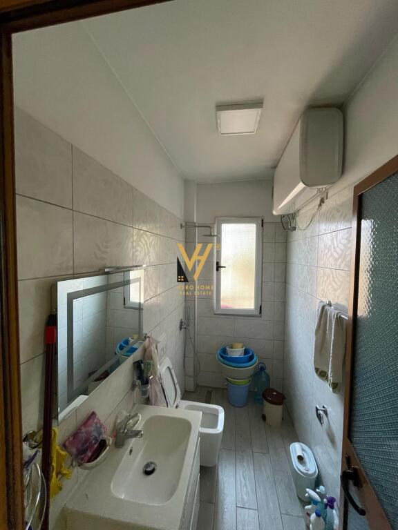 SHITET APARTAMENT 3+1+2+BLK TE RRUGA BARDHYL