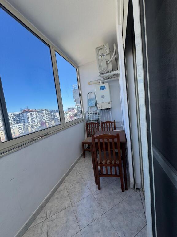 Jepet me Qira Apartament 1+1 te Stacioni i trenit