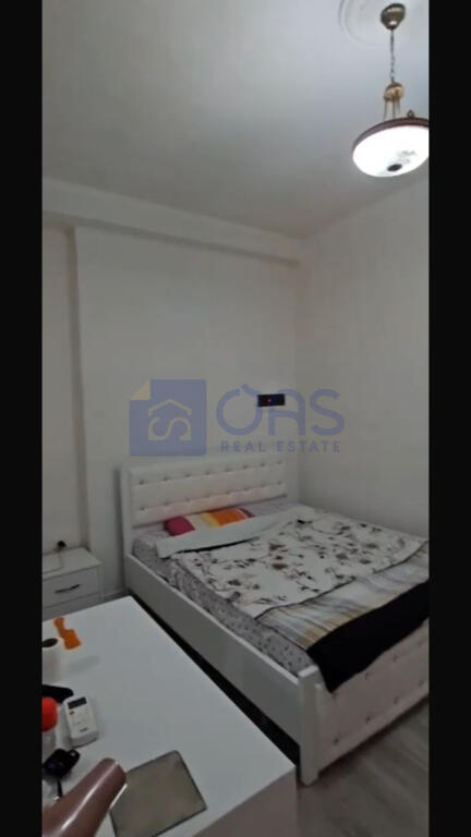 Apartament 1+1 për qira në Rrugën e Barrikadave