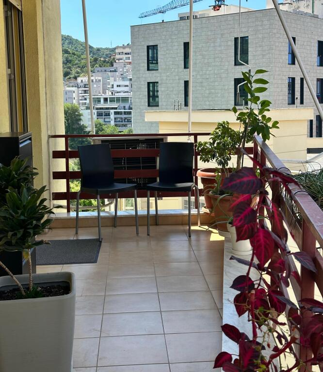 In affitto 2+1+1 balcone via Eduart Mano giardino zoologico