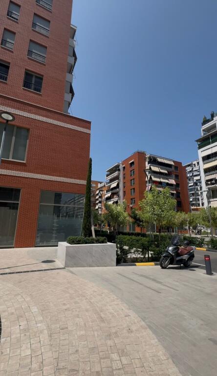 APPARTAMENTO LUSSUOSO 2+1+2 IN AFFITTO, COMPLESSO DELIJORGJI, TIRANA