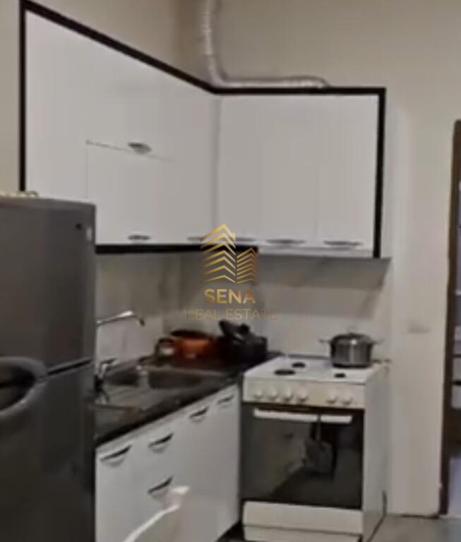 Affitto, Appartamento 1+1+Veranda, Via delle Barricate