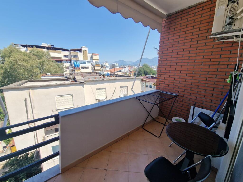 Appartamento lussuoso 1+1 in affitto vicino a Via Elbasan!