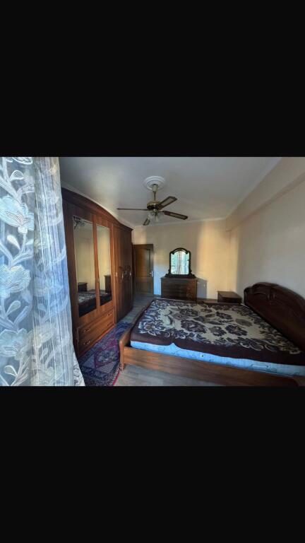 Apartament 3+1+2 me qera tek Oxhaku