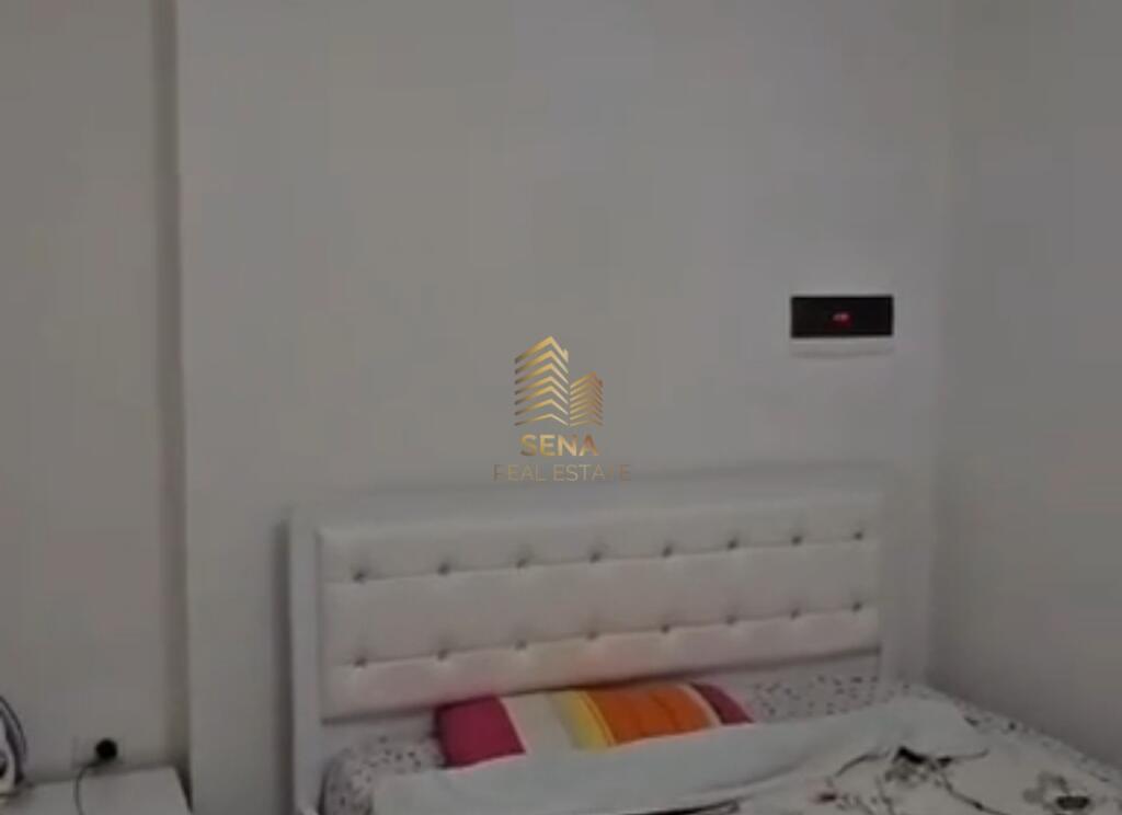 Affitto, Appartamento 1+1+Veranda, Via delle Barricate